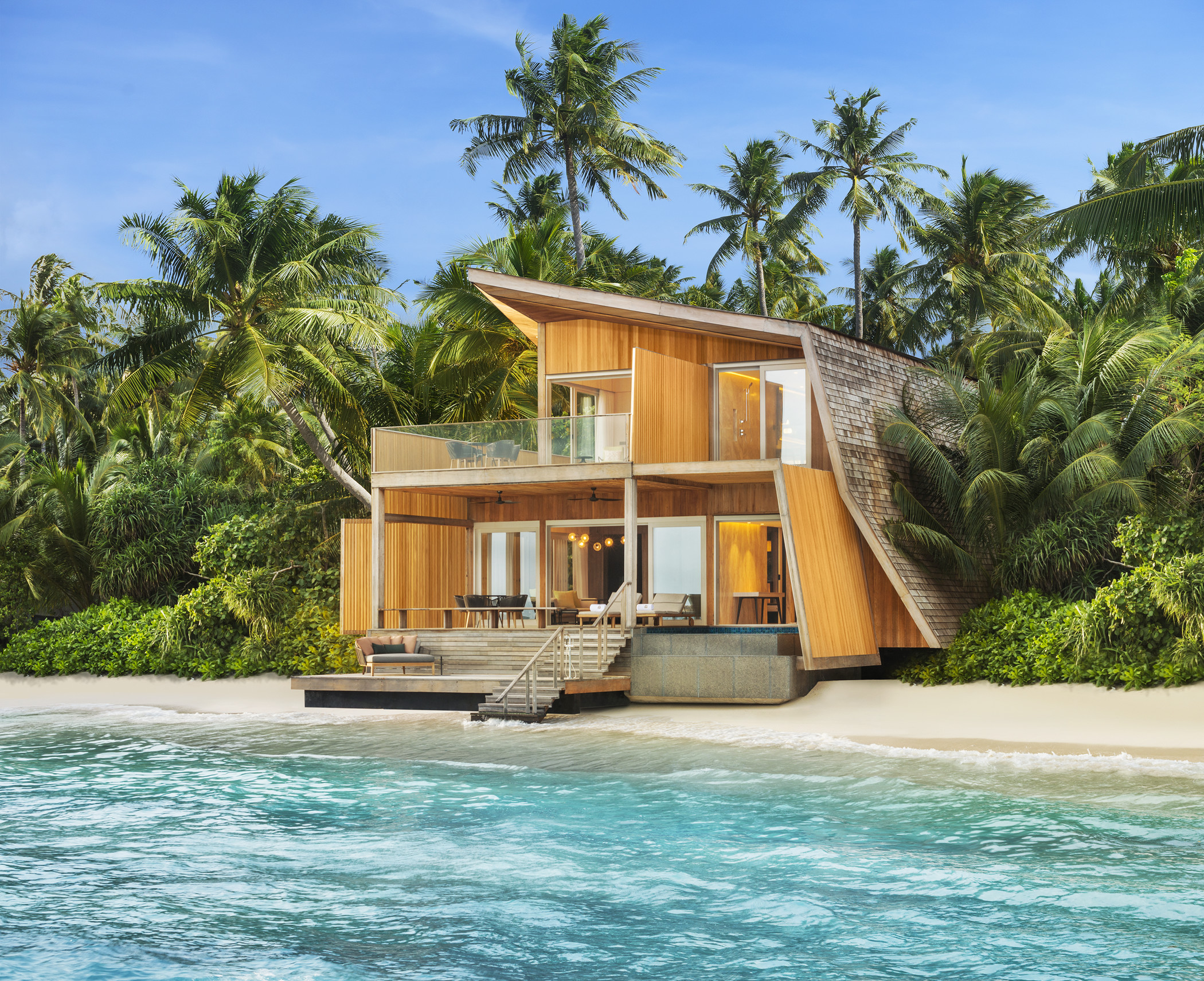 The Family Beach Villa with Pool
